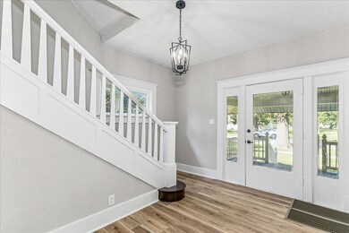 318 Locust St, Halstead, KS 67056 - photo 6