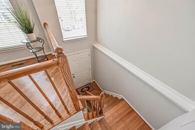 42817 Shaler St, Chantilly, VA 20152 - photo 2