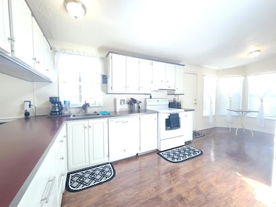 197 - kitchen 2