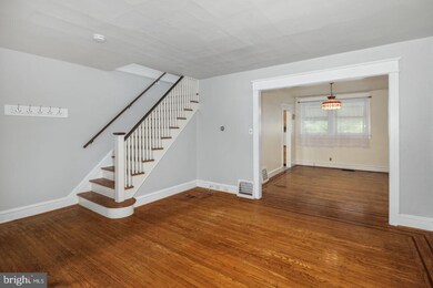 117 Edison Ave, Collingswood, NJ 08108 - photo 4