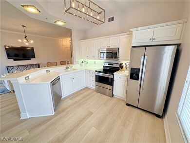 401 Bayfront Place unit 3508, Naples, FL 34102 - photo 6