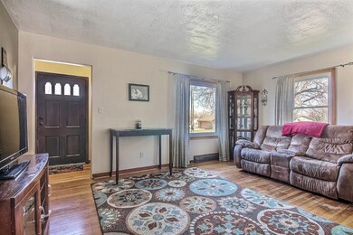 3646 Condit St, Highland, IN 46322 - photo 2