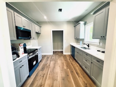 718 Mill St, Picayune, MS 39466 - photo 6