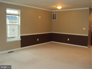 7331 Mockingbird Cir, Glen Burnie, MD 21060 - photo 2