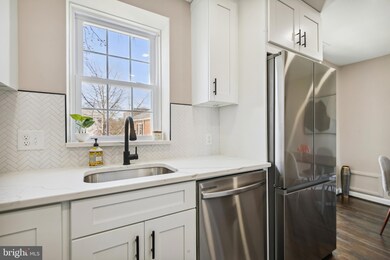 2928 S Buchanan St unit C2, Arlington, VA 22206 - photo 5