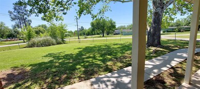 6715 Grace Ln unit C879A, Pearland, TX 77584 - photo 5