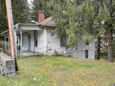 90 3rd St, Shinnston, WV 26431 - photo 4