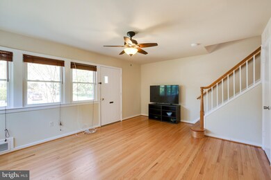 6943 Westhampton Dr, Alexandria, VA 22307 - photo 4