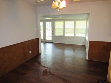 3600 3600 Cloverdale, Tyler, TX 75701 - photo 4