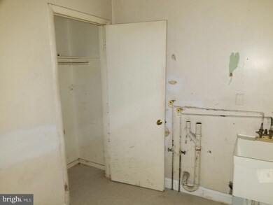 1611 Aisquith St, Baltimore, MD 21202 - photo 5