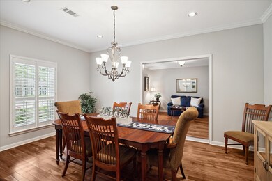 10226 Holly Springs Dr, Houston, TX 77042 - photo 6