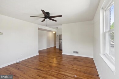 248 N Wycombe Ave unit 1, Lansdowne, PA 19050 - photo 3