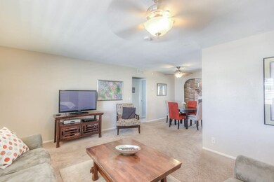 Living Room (2)