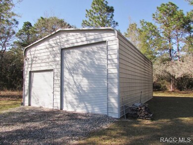 1107 E Rockefeller Ln