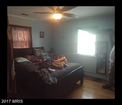 1413 Asbury Ct, Hyattsville, MD 20782 - photo 6