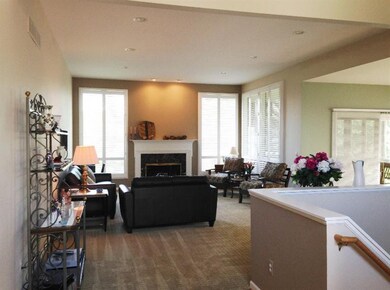 4736 Sawgrass Dr E unit 6, Ann Arbor, MI 48108 - photo 3