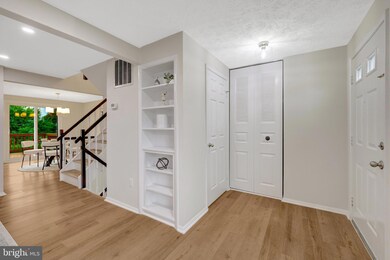 3717 Keefer Ct, Fairfax, VA 22033 - photo 5