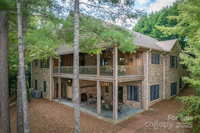 1831 Sandy Cove Dr, Morganton, NC 28655 - photo 2