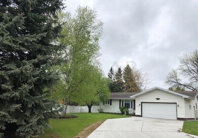 2118 Summerset Ct, Grand Forks, ND 58201 - photo 2