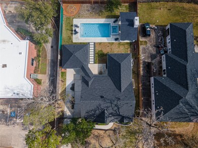 442 Wycliffe Dr, Houston, TX 77079 - photo 3