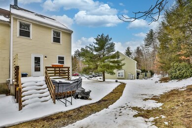 10 Chestnut Cir, MerriMacK, NH 03054 - photo 4