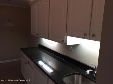 84 Amberly Dr unit A, Manalapan, NJ 07726 - photo 7