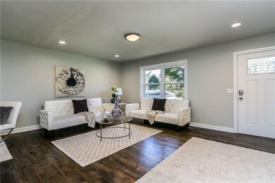 707 N Main St, Bentonville, AR 72712 - photo 3