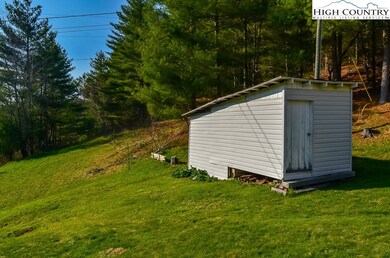 This small shed stays with the property.