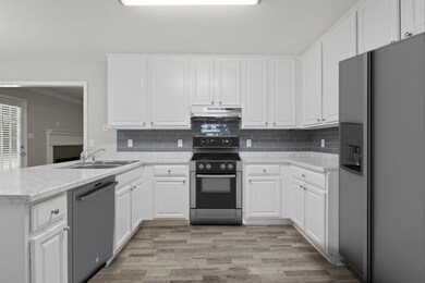 8538 Lovic Rd, Tallahassee, FL 32305 - photo 7