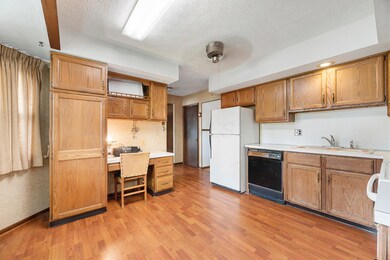 Large Kitchen
