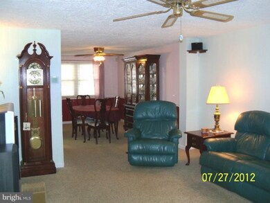 1009 Foxridge Ln, Essex, MD 21221 - photo 2