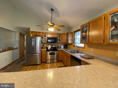 74 Bayberry Rd, Jim Thorpe, PA 18229 - photo 4