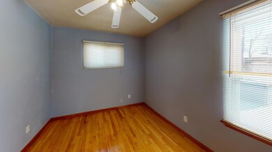 837 E 35th Ct, Gary, IN 46409 - photo 6