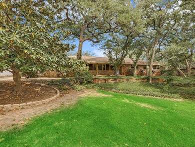 1104 Woodridge Cir, Euless, TX 76040 - photo 3