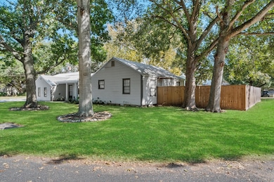 1106 Oriole Ln, Wharton, TX 77488 - photo 3