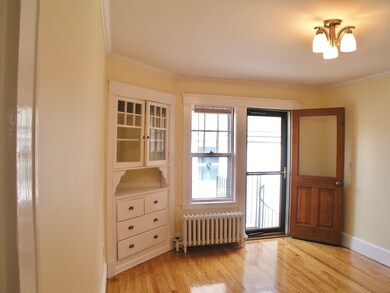 24 Montgomery St unit 2, Cambridge, MA 02140 - photo 2