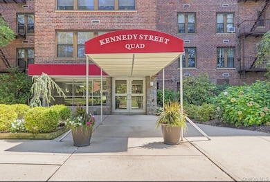 Kennedy Street Quad unit 3J, Bayside, NY 11360 - photo 2