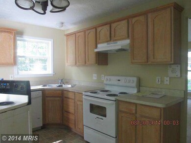 121 Land Or Dr, Ruther Glen, VA 22546 - photo 5