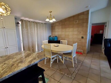 901 W 11th St, Marshfield, WI 54449 - photo 4