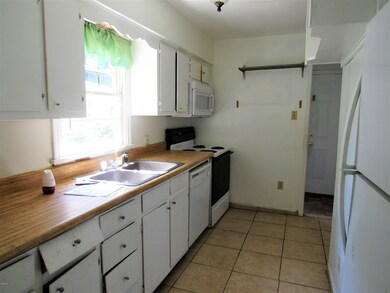 KITCHEN VIEW 1
