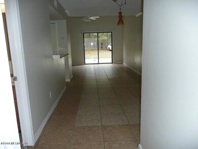 4338 Melissa Ct W, Jacksonville, FL 32210 - photo 4