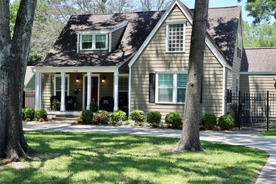 516 W 31st St, Houston, TX 77018 - photo 2