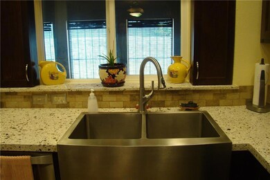 10641 Janway Dr, El Paso, TX 79935 - photo 7