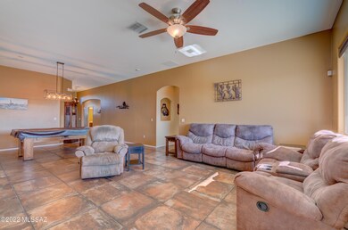 S Chatfield Dr_8