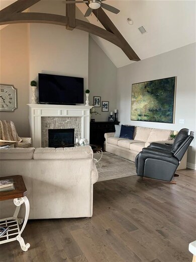 732 N Thornton Ct, Wichita, KS 67235 - photo 6