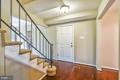 9237 Burke Rd, Burke, VA 22015 - photo 2