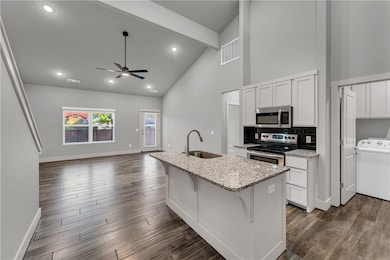 654 Sun Meadows Loop, Centerton, AR 72719 - photo 5