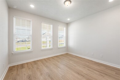 10606 Burgundy Berry Way, College Station, TX 77845 - photo 6