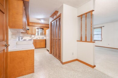 7-web-or-mls-716 S rogers, Springfield M