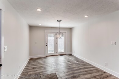 333 Simmons Ln, Mount Washington, KY 40047 - photo 7